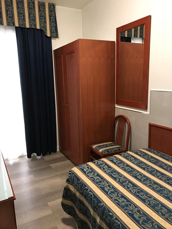 Hotel Colombo ليدو دي يسولو المظهر الخارجي الصورة