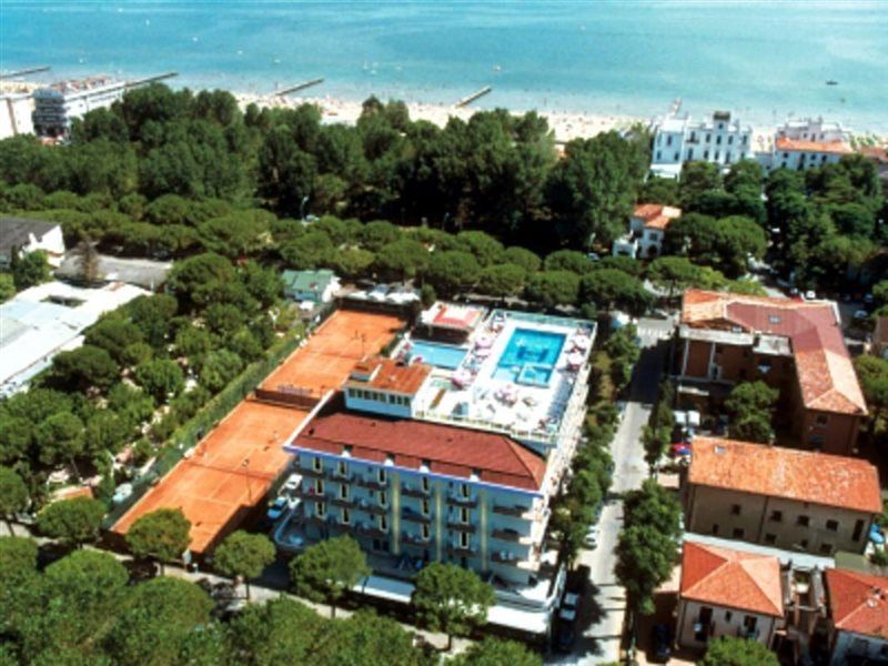Hotel Colombo ليدو دي يسولو المظهر الخارجي الصورة