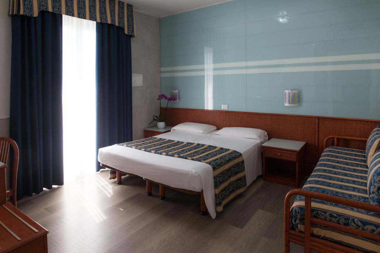 Hotel Colombo ليدو دي يسولو المظهر الخارجي الصورة